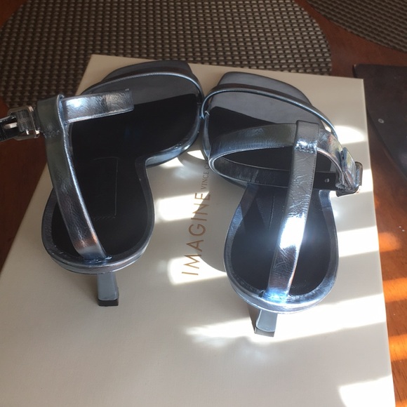 Vince Camuto IM-Zeva - Picture 2 of 5